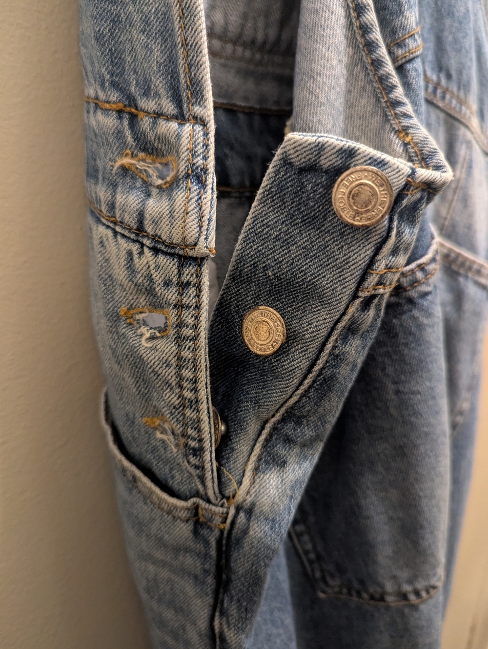 Free People We The Free Ziggy Distressed Ripped Knees Denim Overalls- M - Picture 12 of 16